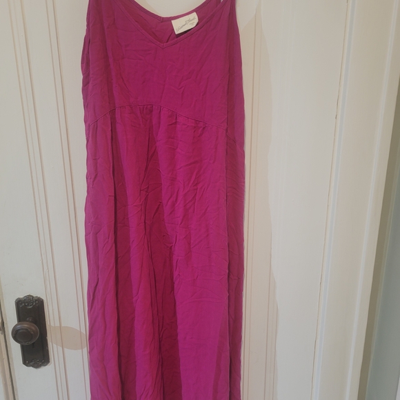 Universal Thread Magenta Top - Picture 3 of 5